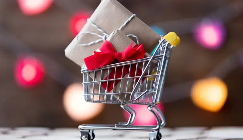 60% of U.S. Consumers Expect To Shop in-Store This Holiday Season: New SAP Study Suggests