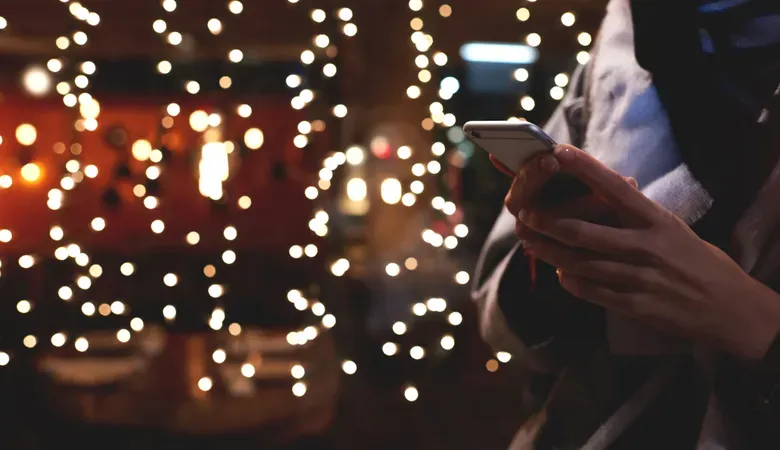 5 Tips and Tricks To Manage Digital Communications This Holiday Season