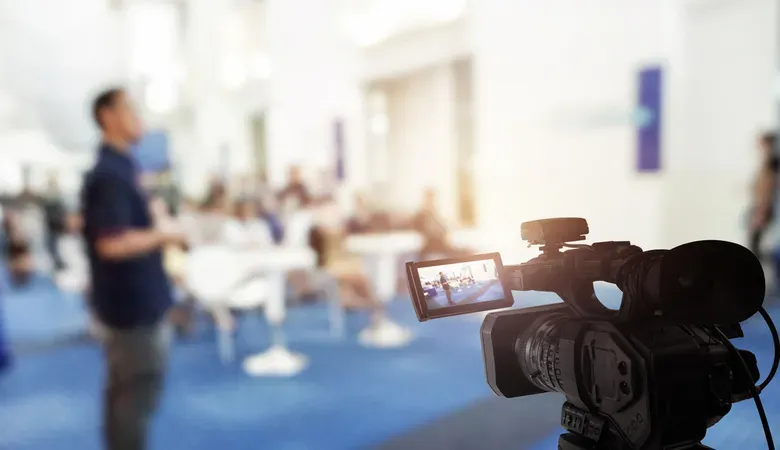 How To Boost Audience Engagement During Live Streaming? Here Are 4 Solid Ways