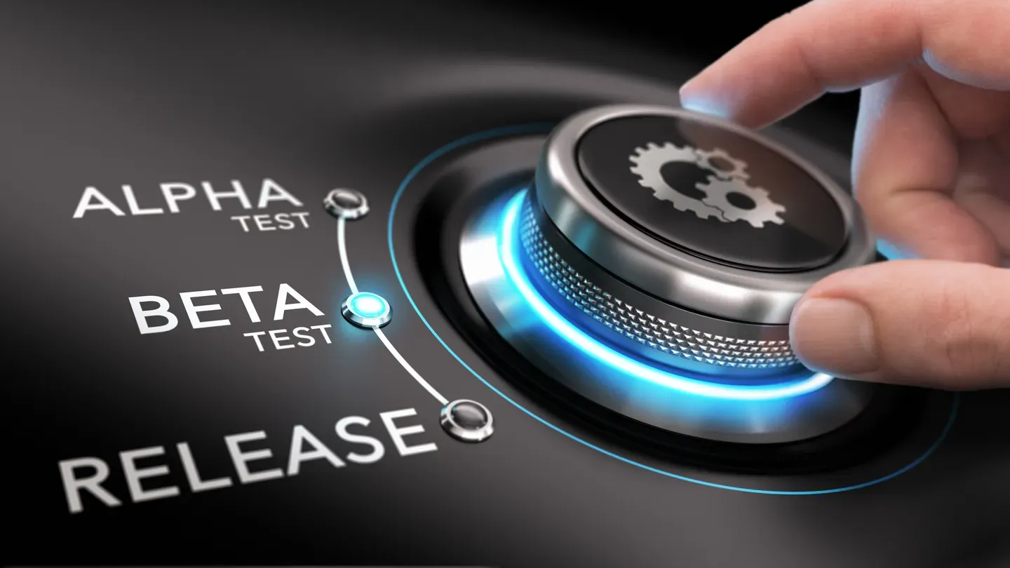 Alpha Testing vs Beta Testing: Top 5 Differences to Know