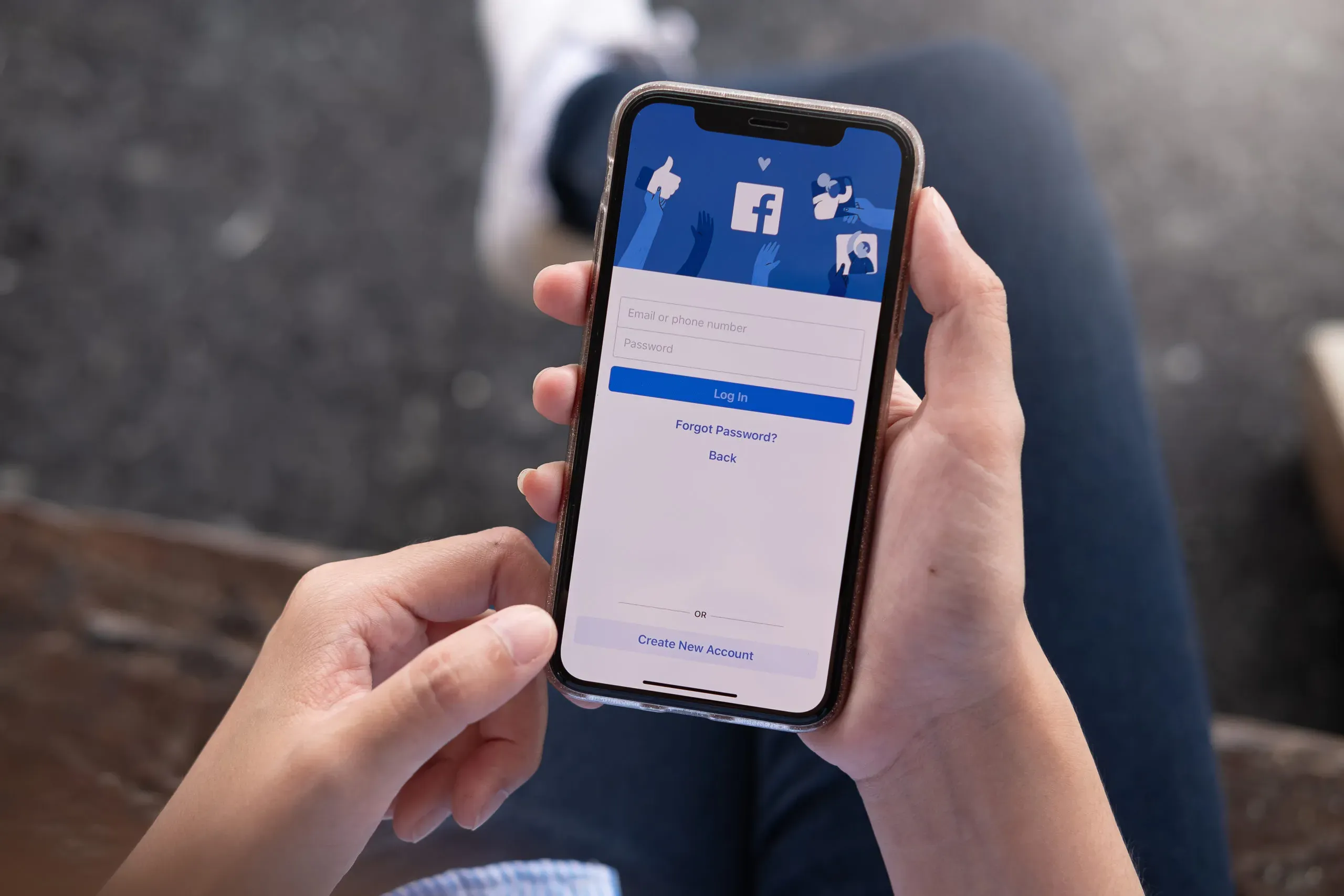 Facebook Launches New Advertising Features To Help SMBs Drive Revenue During the Holiday Season