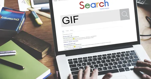 4 Ingenious Ways to Use GIFs to Make Your B2B Content Marketing Pop