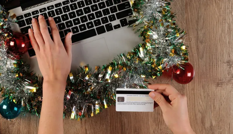 â€˜Tis the Season for Online Shopping & Cybercrime