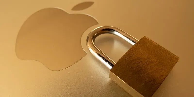 Apple to Reinforce Spyware Defense With Lockdown Mode in iOS 16